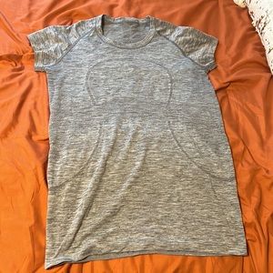 Lululemon swiftly tech size 8